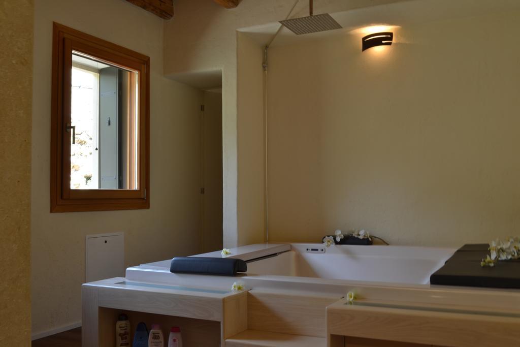 Bed and Breakfast Casale La Rocchetta Lonigo Exterior foto